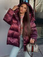 Пуховик жіночий оверсайз кольору бургунді 00420
