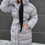 Пуховик жіночий оверсайз сірого кольору 00430