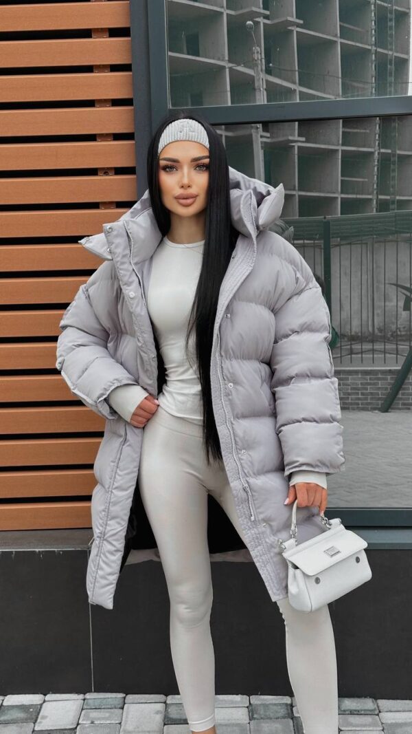 puhovyk-zhinochyj-oversajz-sirogo-koloru-00430-vf-m511-gray-4 Пуховик жіночий оверсайз сірого кольору 00430