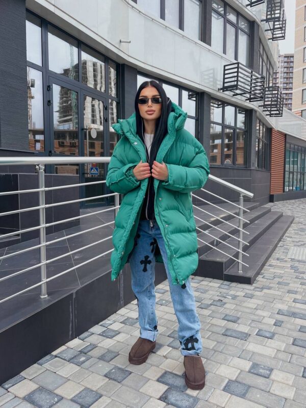 puhovyk-zhinochyj-oversajz-zelenogo-koloru-00433-vf-m511-green-10 Пуховик жіночий оверсайз зеленого кольору 00433