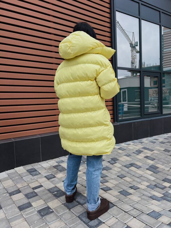 puhovyk-zhinochyj-oversajz-zhovtogo-koloru-00432-vf-m511-yellow-14 Пуховик жіночий оверсайз жовтого кольору 00432