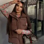 Жилетка жіноча коричнева коротка 00416