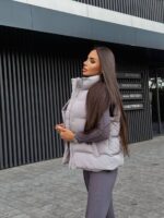 Жилетка жіноча сіра коротка 00415