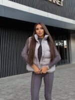 Жилетка жіноча сіра коротка 00415