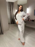 Жіноча піжама з сорочкою та штанами в квітку рожевого кольору 00439