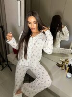 Жіноча піжама з сорочкою та штанами в квітку блакитного кольору 00440