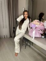 Жіноча піжама з сорочкою та штанами в квітку жовтого кольору 00441