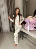 Жіноча піжама з сорочкою та штанами в квітку жовтого кольору 00441