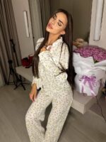 Жіноча піжама з сорочкою та штанами в квітку жовтого кольору 00441