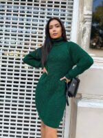 Жіноча в'язана сукня з горлом смарагдового кольору 00447