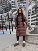 Жіночий зимовий пуховик з чотирма кишенями шоколадного кольору 00449