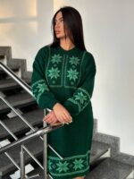Жіноча в’язана сукня з етнічним малюнком смарагдового кольору 00473