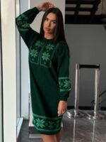 Жіноча в’язана сукня з етнічним малюнком смарагдового кольору 00473