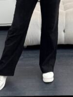 Жіночі вельветові штани чорного кольору 00495