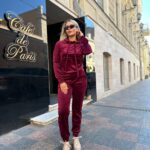 Жіночій спортивний велюровий костюм бордового кольору 00510