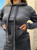 Жіночій спортивний велюровий костюм графітового кольору 00509