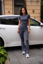 Жіночий костюм із мікродайвінгу кольору графiт 00499