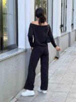 Жіночий костюм зі спущеним плечем чорного кольору 00501