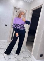 Жіночий светр з візерунком бузково – синього кольору 00484