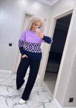 Жіночий светр з візерунком бузково – синього кольору 00484