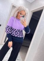 Жіночий светр з візерунком бузково – синього кольору 00484