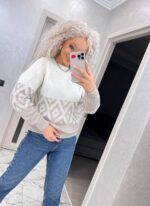 Жіночий светр з візерунком молочно-бежевого кольору 00483