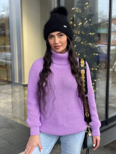Жіночий светрик з горловиною бузкового кольору 00478
