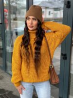 Жіночий светрик з горловиною гірчичного кольору 00476
