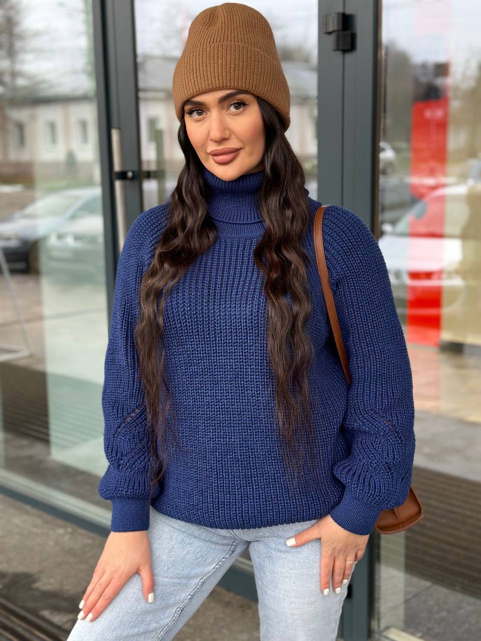 zhinochyj-svetryk-z-gorlovynoyu-synogo-koloru-00480-lm-5022-darkblue-1 Жіночий светрик з горловиною синього кольору 00480