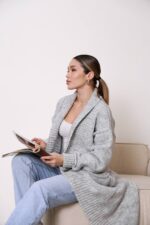 (Копія)Жіночий кардиган з плетеним поясом кольору темна пудра 00601 00602