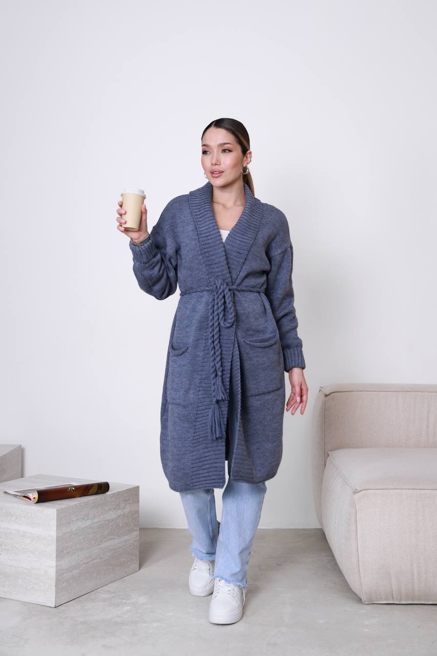 kopiyazhinochyj-kardygan-z-pletenym-poyasom-sirogo-koloru-00602-00603-lm-5087-grey-1-4 (Копія)Жіночий кардиган з плетеним поясом сірого кольору 00602 00603