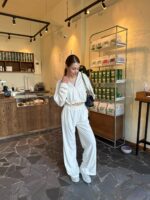 (Копія)Жіночий легкий велюровий костюм з капюшоном чорного кольору 00626 00627