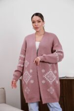 (Копія)Жіночий в’язаний кардиган з етнічним візерунком молочного кольору 00599 00600