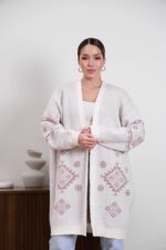 (Копія)Жіночий в’язаний кардиган з етнічним візерунком сірого кольору 00598 00599