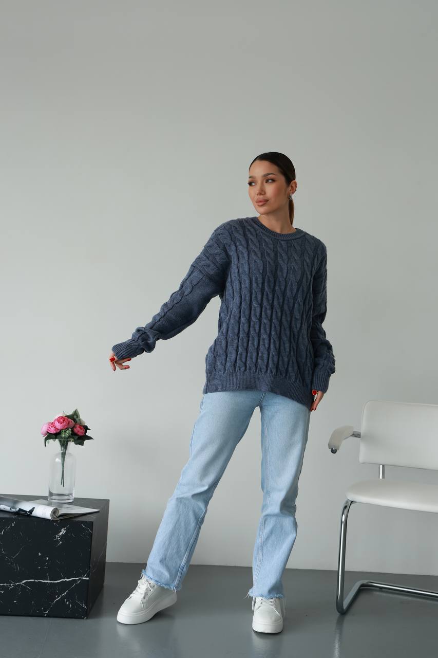 kopiyazhinochyj-vyazanyj-odnotonnyj-svetr-chornogo-koloru-00594-00595-lm-5085-black-1-6 (Копія)Жіночий в’язаний однотонний светр чорного кольору 00594 00595