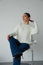 (Копія)Жіночий в’язаний однотонний светр синього кольору 00595 00596