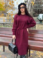 Жіноча сукня з поясом бордового кольору 00573