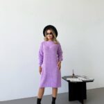 Жіноча в’язана сукня з візерунком бузкового кольору 00564