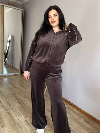 Жіночій велюровий костюм на блискаві шоколадного кольору 00680