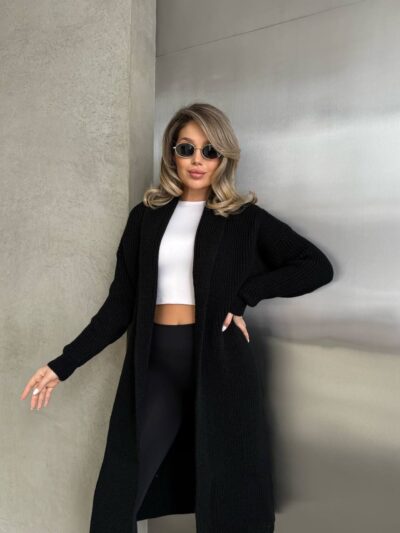 Жіночий костюм шоколадного кольору з білою вставкою 00551