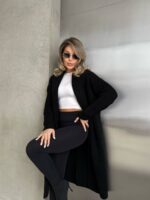 Жіночий костюм шоколадного кольору з білою вставкою 00551