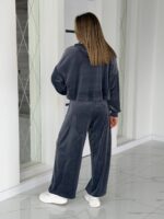 Жіночий костюм з велюру кольору графіт 00665