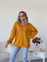Жіночий легкий светр з візерунком гірчичного кольору 00559