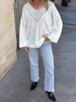 Жіночий легкий светр з візерунком молочного кольору 00557