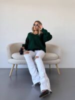 Жіночий легкий светр з візерунком смарагдового кольору 00560