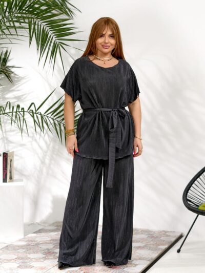 Жіночий стильний костюм з поясом кольору темний графіт 00654