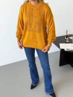 Жіночий в’язаний светр з ажурним візерунком гірчичного кольору 00585