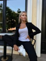 (Копія)Жіночий костюм у стилі мілітарі червоного кольору 00724 00725