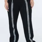 Жіночі штани у стилі sport-chic чорного кольору 00800