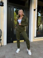 Жіночий костюм у стилі мілітарі кольору хакі 00723